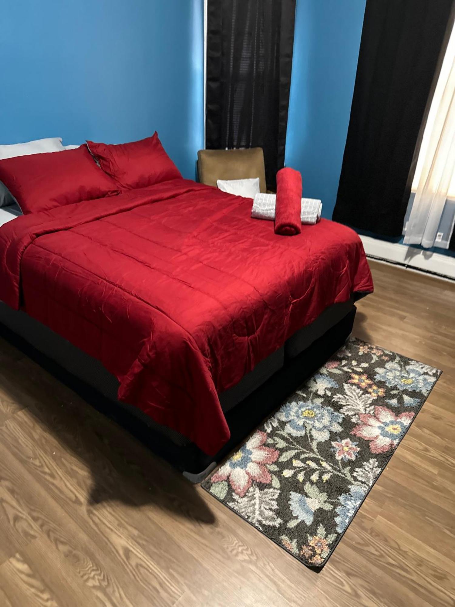 Fidelia Garnet Room, Queen Bed Minutes From Newark Liberty International Airport And Newark Penn Station 外观 照片